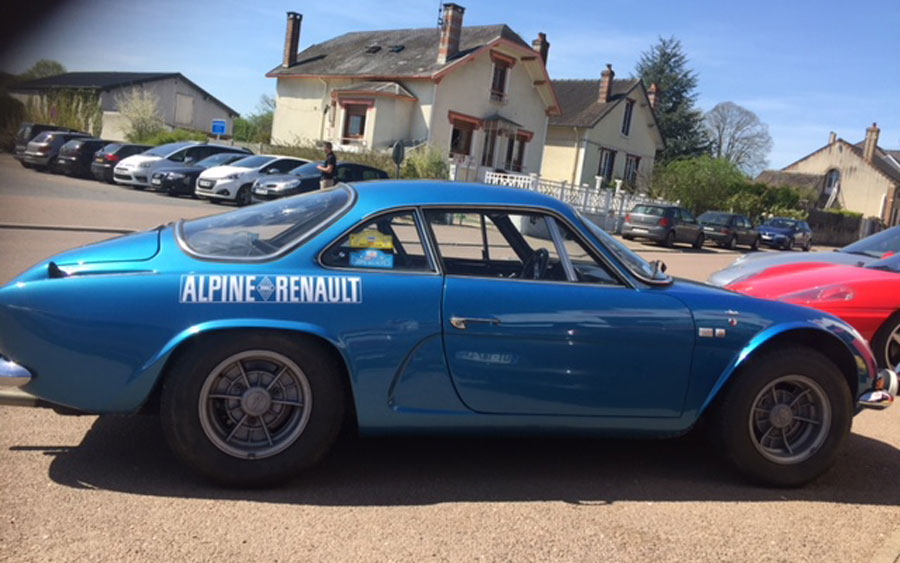 Thierry Autos à SAINT VALERIEN (Entretien Reparation Ferrari vers Auxerre Yonne 89) 